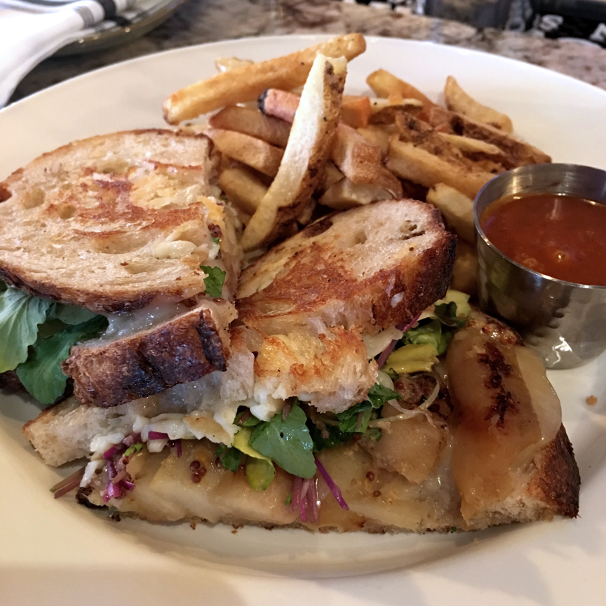 irongrandrapids Michigan Chews & Brews