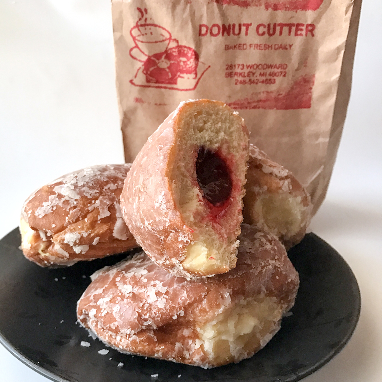 Donut Cutter Berkley, MI Michigan Chews & Brews